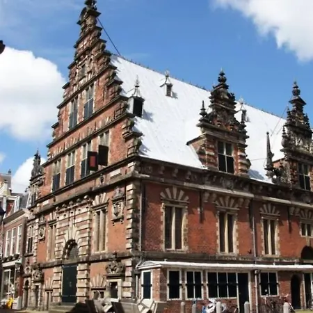 Hoeve De Berg アパート